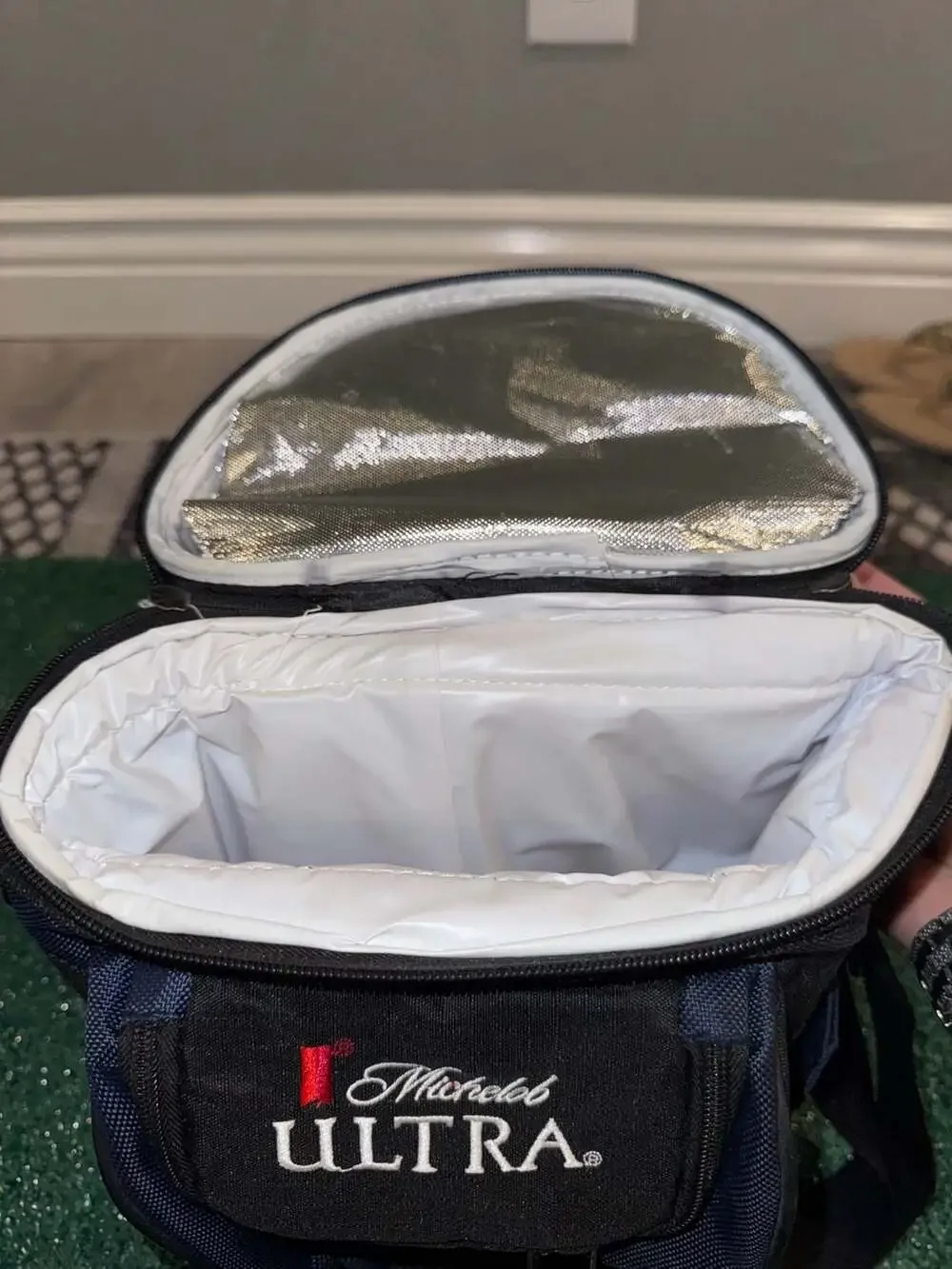 Michelob Ultra Cooler Bag Blue Black Insulated Soft Sided Strap
